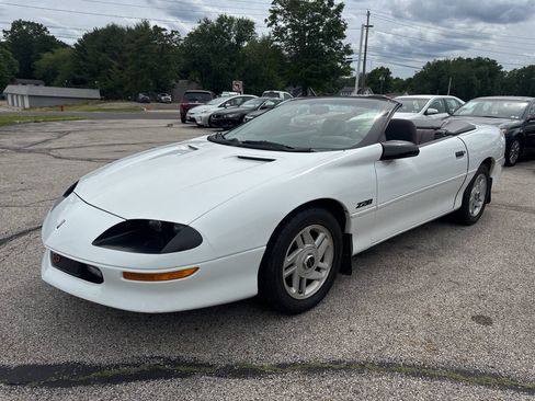 Used 1994 Chevrolet Camaro Z28 RWD image 33