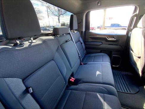 Used 2023 GMC Sierra 1500 Elevation image 16