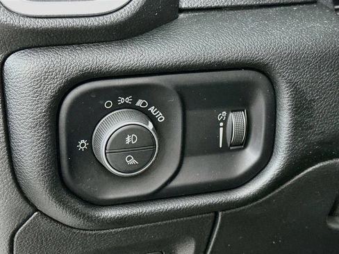Used 2022 RAM 1500 Big Horn AWD/4WD image 15