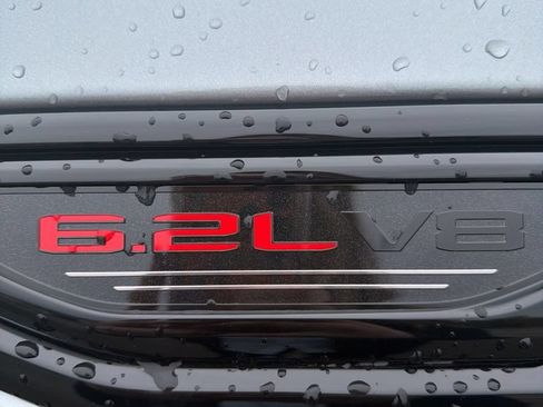 New 2026 GMC Sierra 1500 AT4 w/ LPO, Black Badging Package AWD/4WD image 10