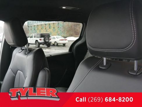 New 2026 Chrysler Voyager LX image 38