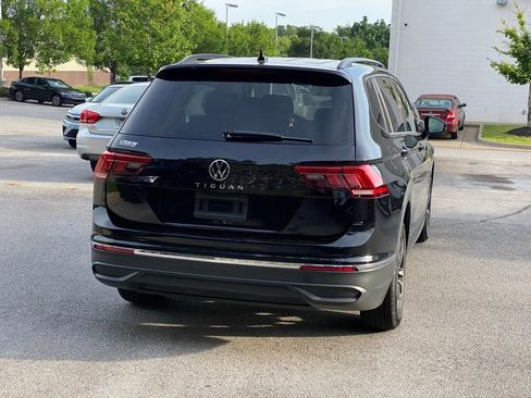 Used 2024 Volkswagen Tiguan S FWD image 7