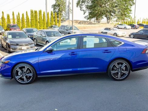 Certified 2025 Honda Accord Sport image 8