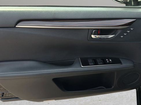 Used 2016 Lexus ES 350 w/ Luxury Package w/Wood Trim FWD image 10