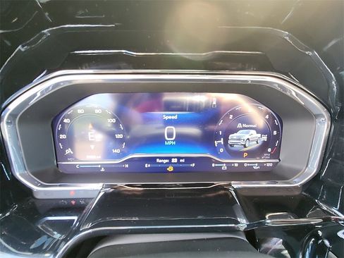 New 2025 Chevrolet Silverado 1500 RST w/ Z71 Off-Road Package image 17