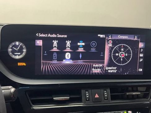 Certified 2022 Lexus ES 350 F Sport w/ Accessory Package 2 FWD image 18