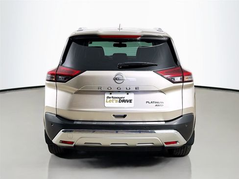 Used 2023 Nissan Rogue Platinum w/ Platinum Premium Package image 7