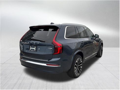 New 2026 Volvo XC90 T8 Plus w/ Protection Package Premier AWD/4WD image 5