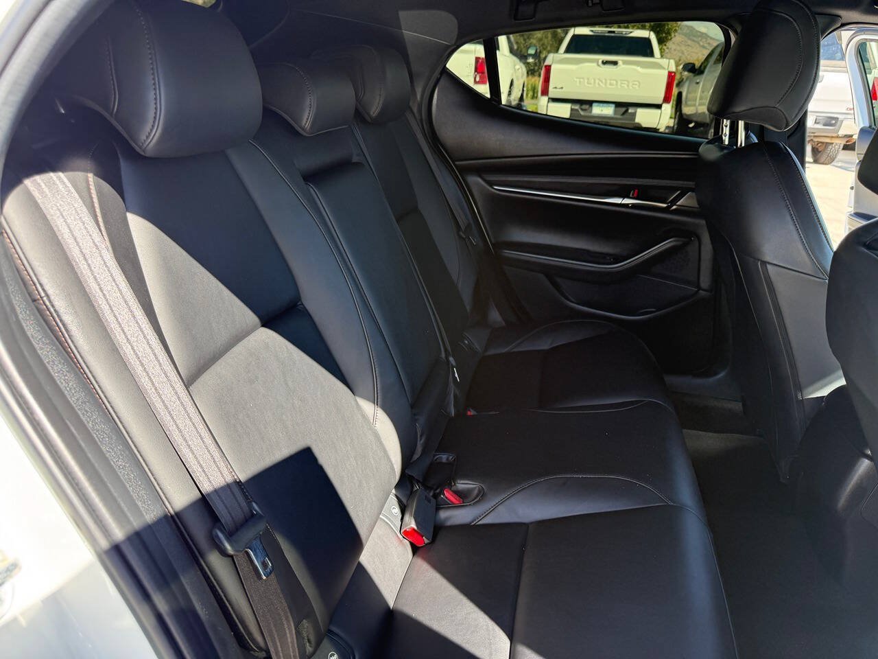 Used 2022 MAZDA MAZDA3 s FWD image 20