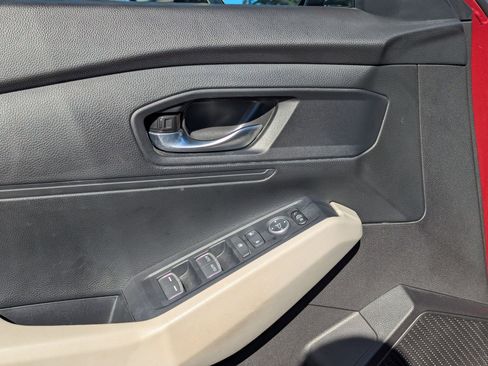 Used 2025 Honda Accord LX image 12