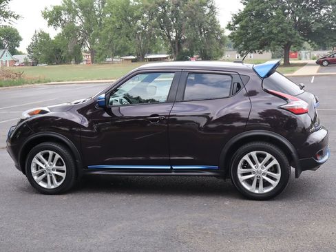 Used 2015 Nissan Juke SV AWD/4WD image 8