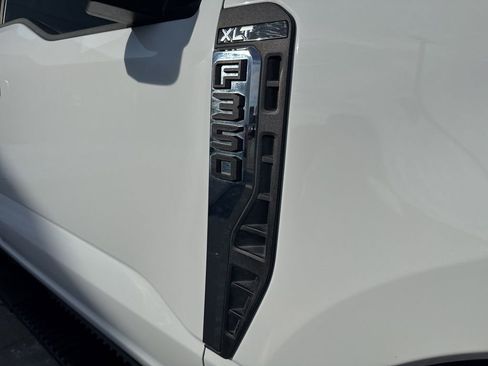 Used 2025 Ford F350 XLT image 10