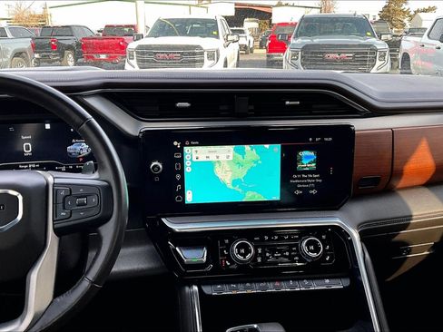 Used 2022 GMC Sierra 1500 Denali w/ Denali Reserve Package image 6