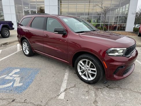 Used 2024 Dodge Durango GT image 34