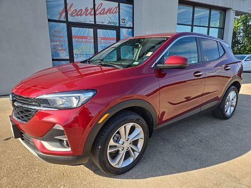 Used 2023 Buick Encore GX Preferred w/ Cold Weather Comfort Package AWD/4WD image 3