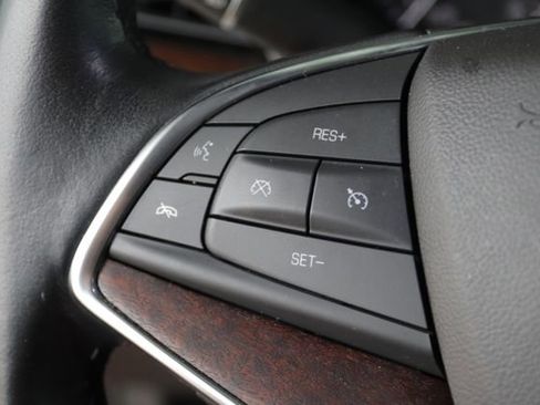 Used 2020 Cadillac XT5 Premium Luxury image 12