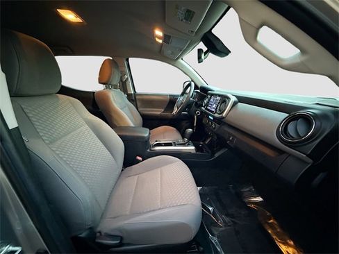 Used 2022 Toyota Tacoma SR5 image 28