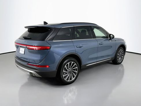 Used 2025 Lincoln Corsair Reserve w/ Equipment Group 202A AWD/4WD image 9