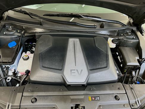 Used 2024 Kia EV6 Wind w/ Wind Technology Package image 35