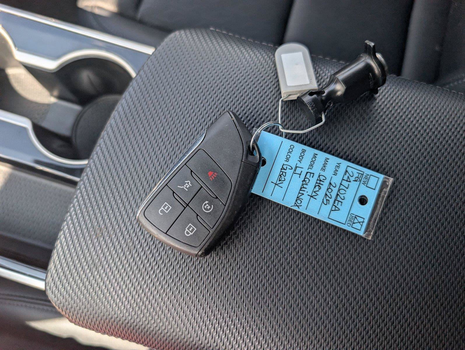 Used 2025 Chevrolet Equinox LT w/ Convenience Package II FWD image 21