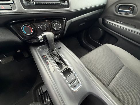 Used 2020 Honda HR-V LX image 23