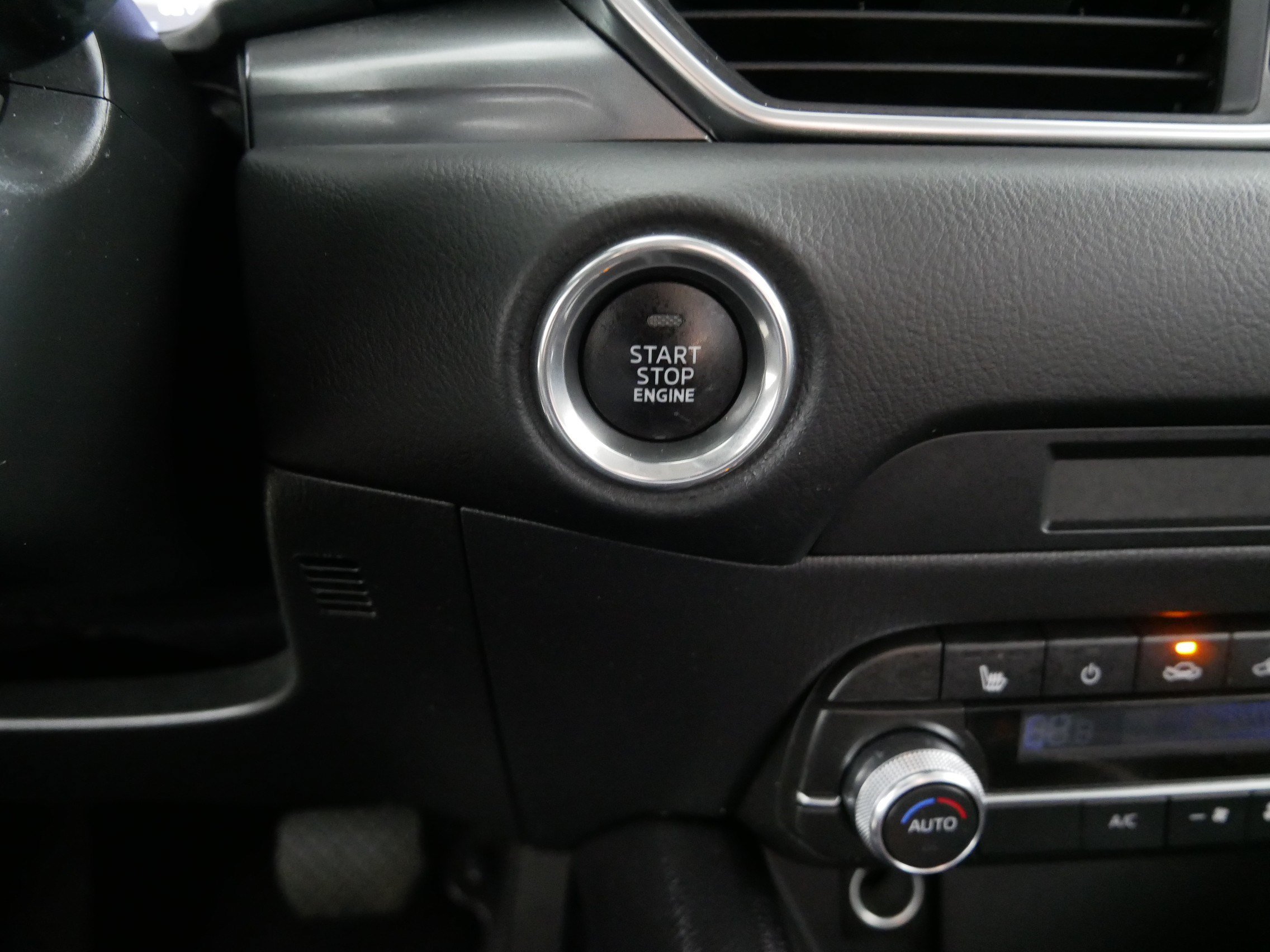 Used 2025 MAZDA CX-5 AWD 2.5 S w/ Select Package image 29