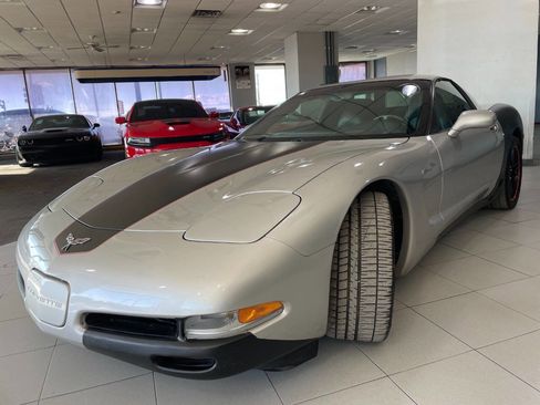 Used 2004 Chevrolet Corvette Z06 w/ Memory Package image 3