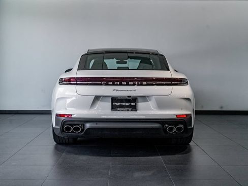 Certified 2025 Porsche Panamera 4 AWD/4WD image 5
