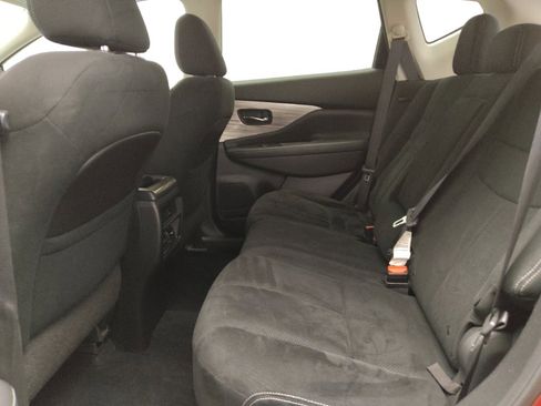 Used 2017 Nissan Murano S w/ Navigation Package image 18