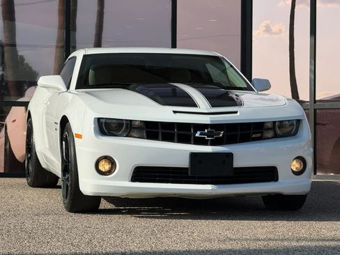 Used 2010 Chevrolet Camaro SS w/ RS Package RWD image 18