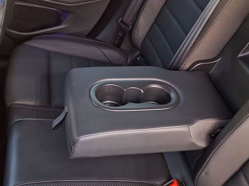 Used 2024 Volkswagen Golf R image 13