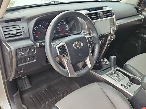 Used 2022 Toyota 4Runner SR5 Premium AWD/4WD image 10