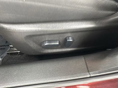 Certified 2024 Nissan Altima 2.5 SV FWD image 11