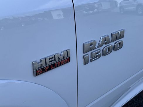 Used 2014 RAM 1500 Laramie w/ Convenience Group image 11