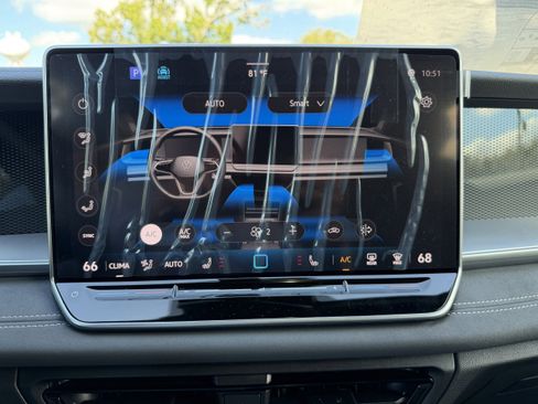 New 2026 Volkswagen Tiguan SE R-Line image 22