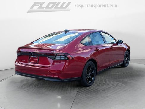 New 2025 Honda Accord SE image 7