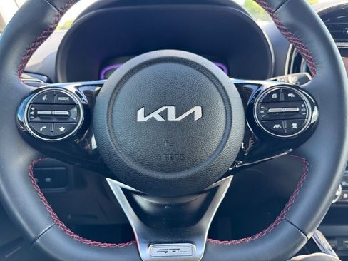 Used 2025 Kia Soul GT-Line w/ GT-Line Technology Package image 17