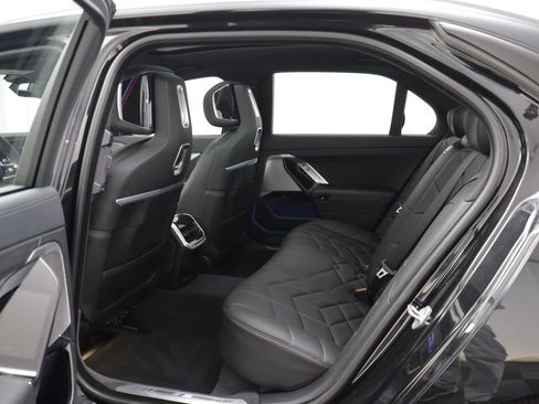 Used 2026 BMW 750e xDrive w/ Premium Package AWD/4WD image 14