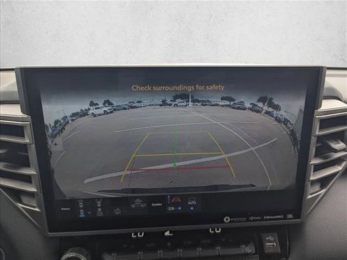 Used 2024 Toyota Tundra Limited AWD/4WD image 10