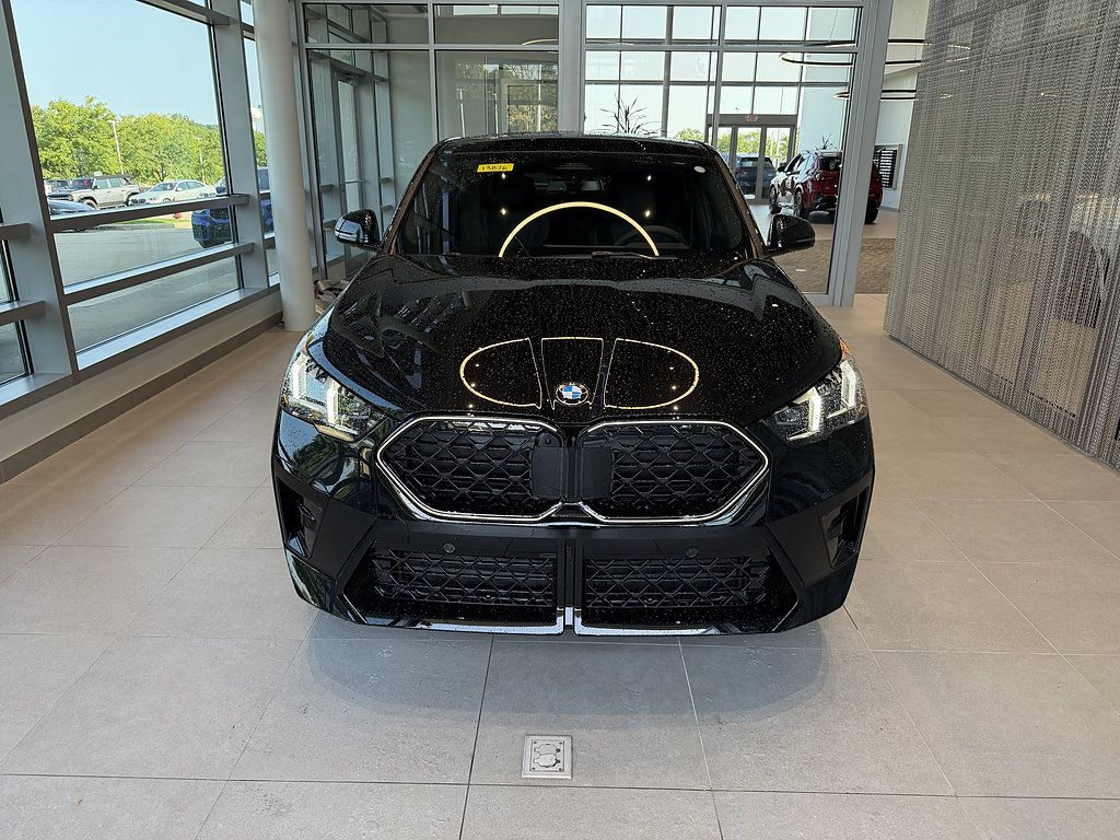 New 2027 BMW X2 xDrive28i AWD/4WD image 2