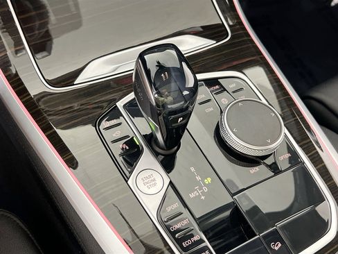 Used 2021 BMW X5 xDrive40i w/ Convenience Package image 17