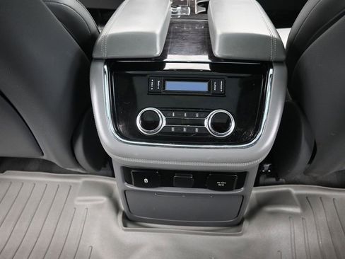 Used 2018 Lincoln Navigator Reserve w/ Technology Package image 14