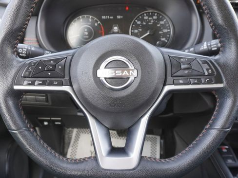 Used 2023 Nissan Kicks SR w/ SR Premium Package image 16