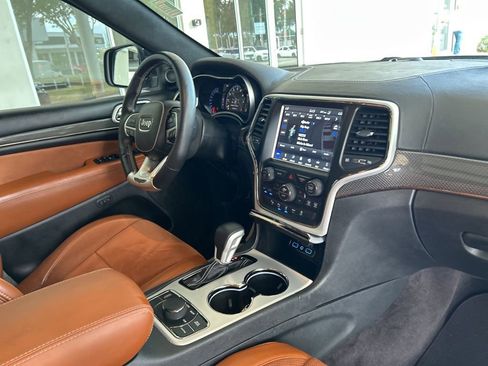 Used 2018 Jeep Grand Cherokee Trackhawk AWD/4WD image 24