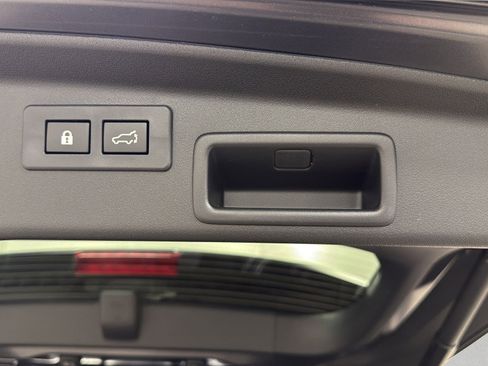 New 2026 Subaru Outback Touring XT image 36