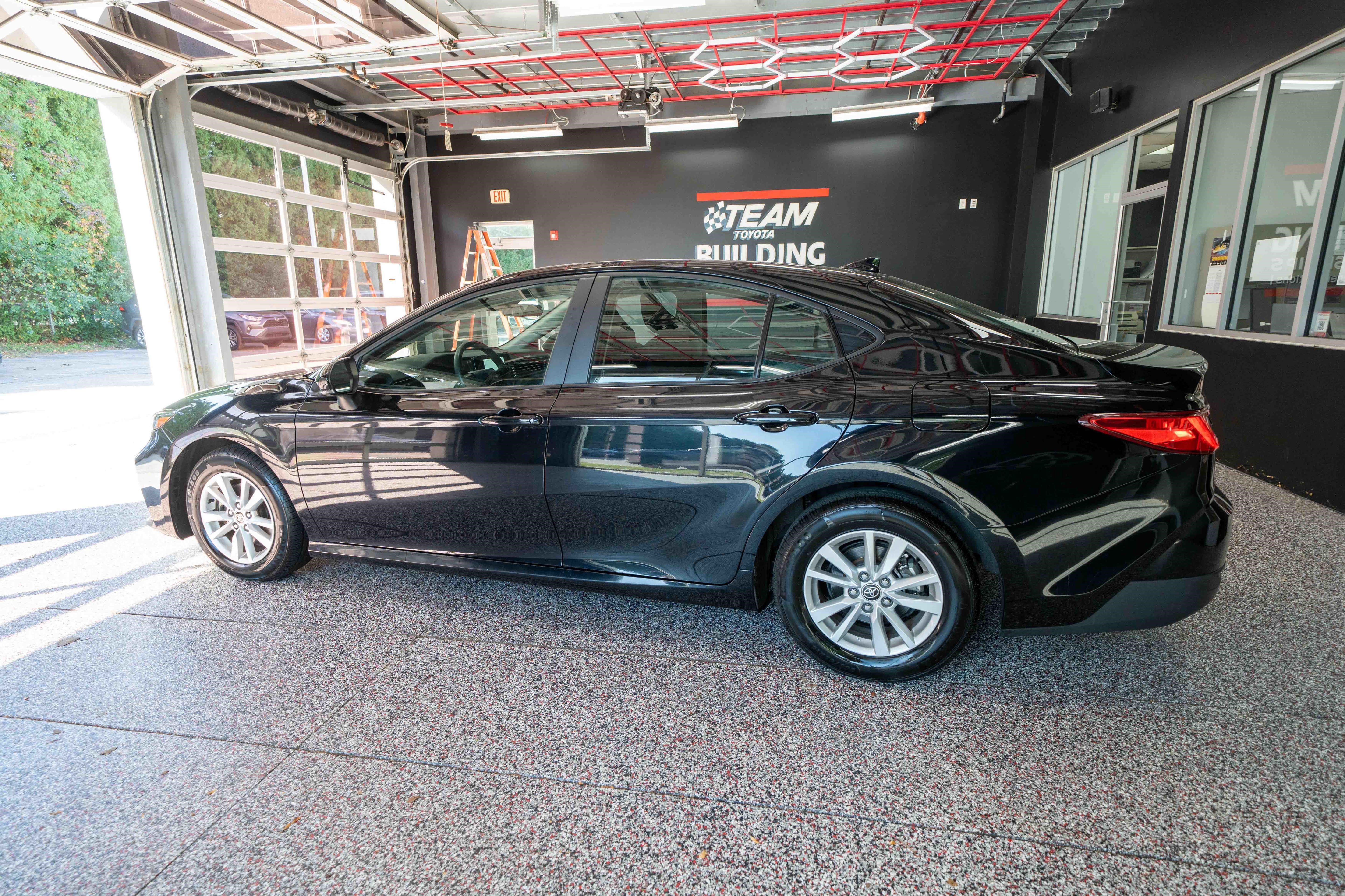 Used 2025 Toyota Camry LE FWD image 2