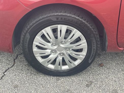 Used 2019 Nissan Versa SV image 7