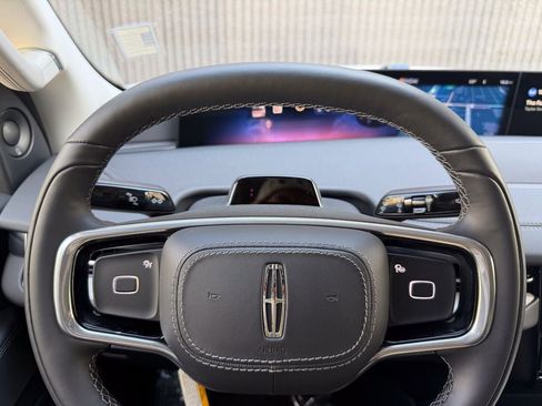 New 2026 Lincoln Navigator L Premier AWD/4WD image 42