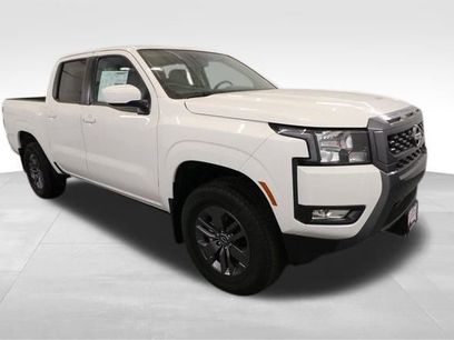 New 2025 Nissan Frontier SV w/ SV Convenience Package