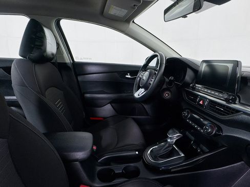 Used 2019 Kia Forte S w/ S Premium Package FWD image 27
